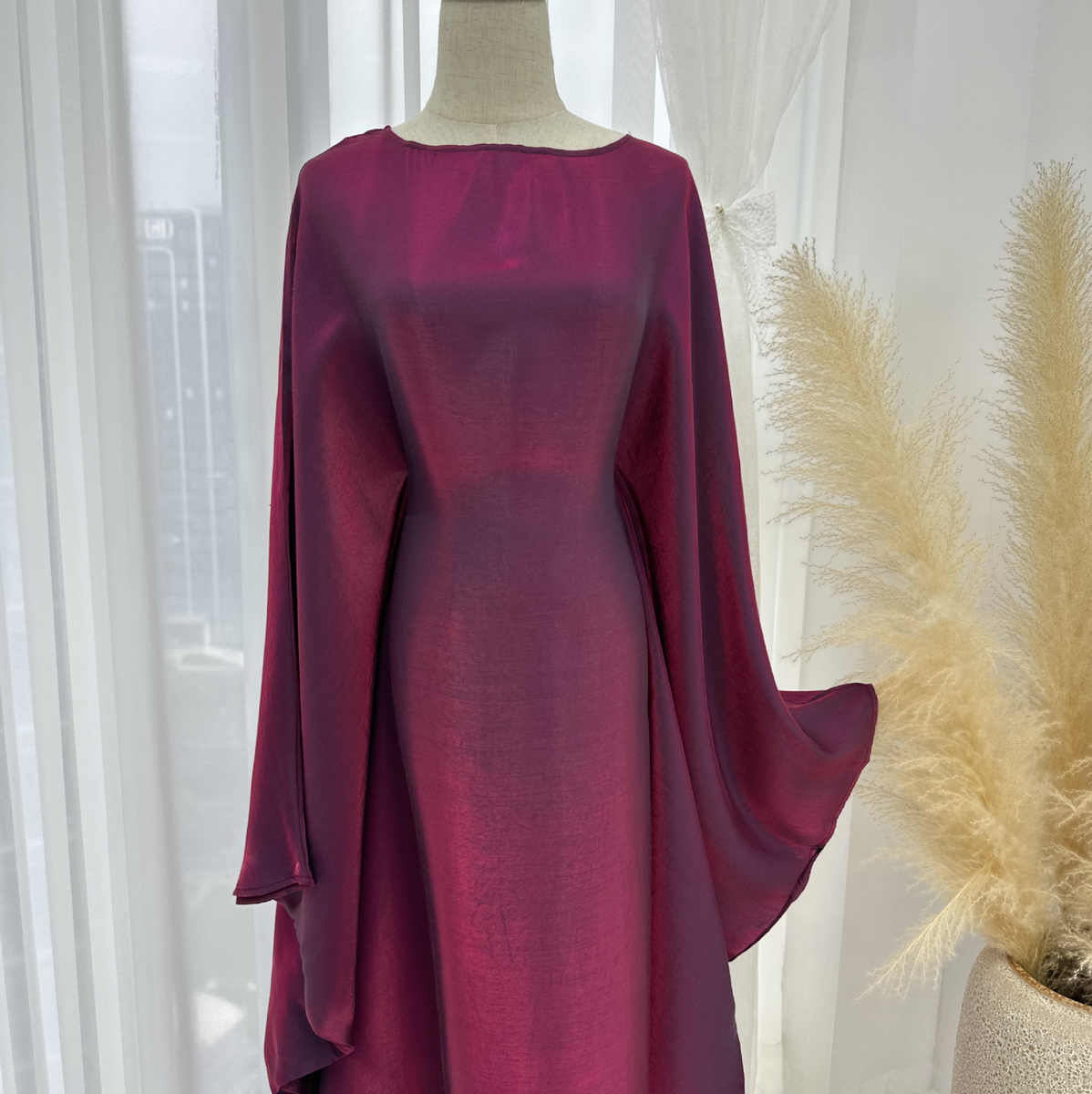 SELENA - Shimmery Butterfly Inner-Tie Abaya