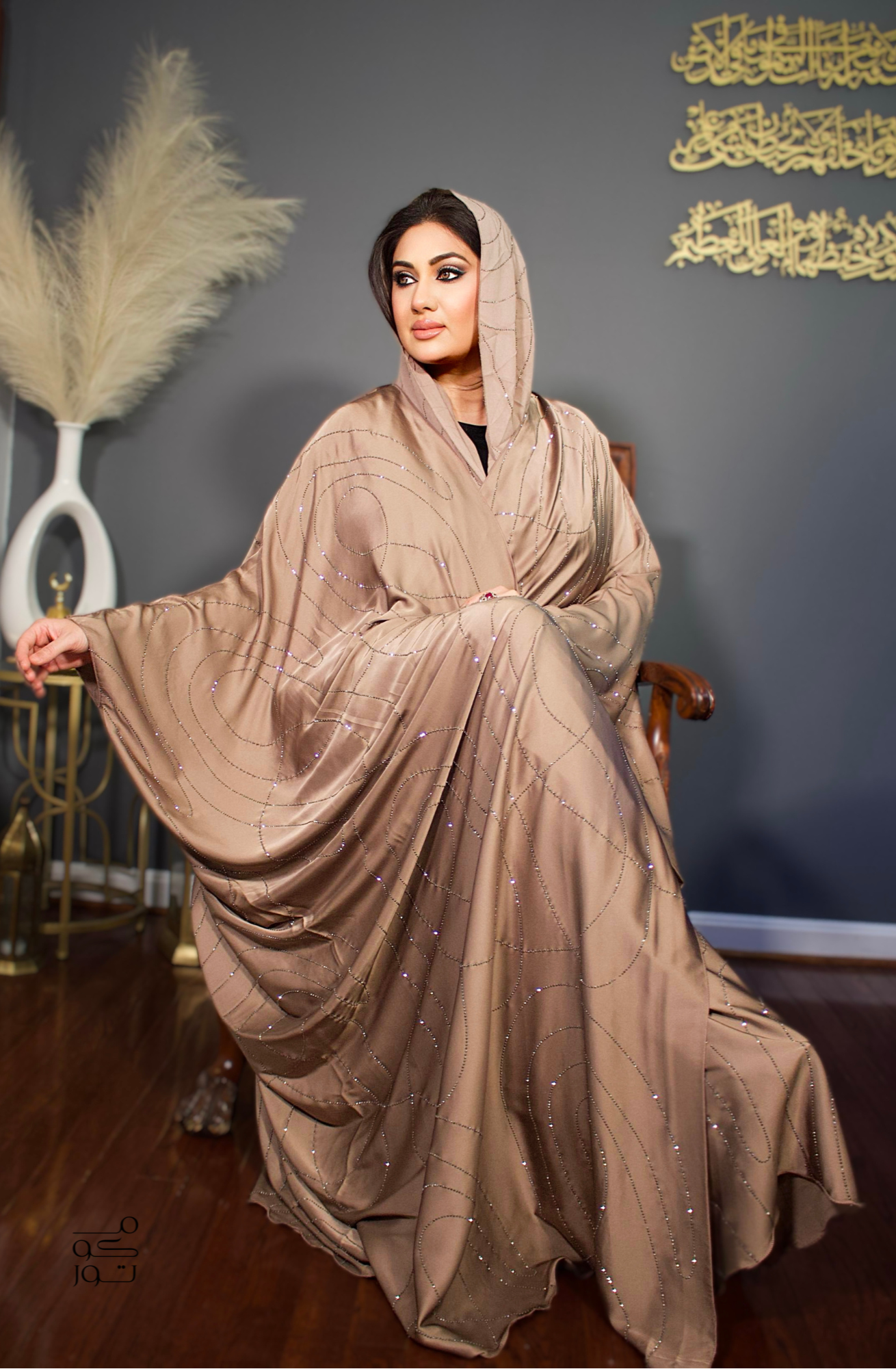 ALEEZA - Embellished Open Bisht Robe - Mocha Mousse